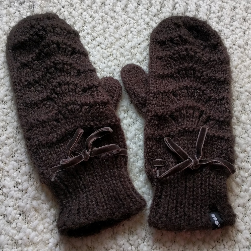 New Gloves Mittens